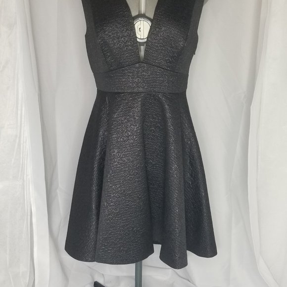 ELLE by RW&Co, 10, black cocktail dress. - Picture 2 of 9